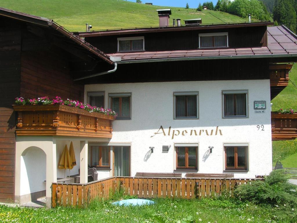 Gaestehaus Alpenruh Holzgau Dış mekan fotoğraf