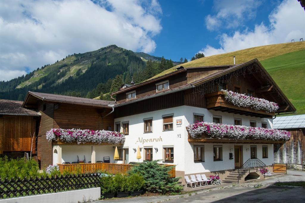 Gaestehaus Alpenruh Holzgau Dış mekan fotoğraf